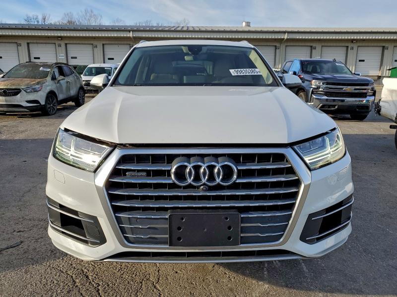 Фото 5 - AUDI Q7