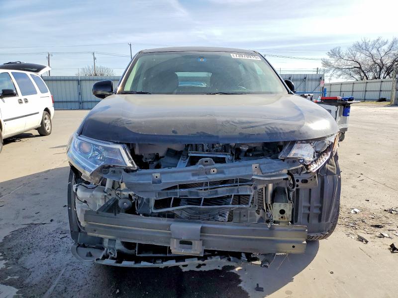 Фото 5 - MITSUBISHI OUTLANDER