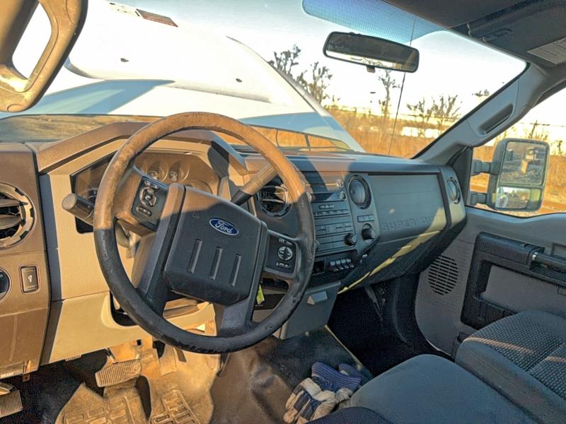 Фото 9 - FORD F550