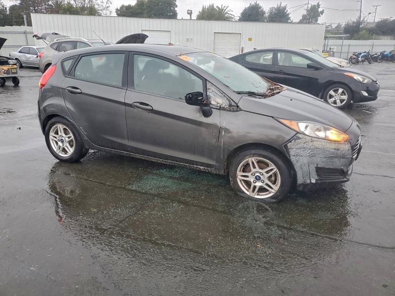 Фото 4 - FORD FIESTA