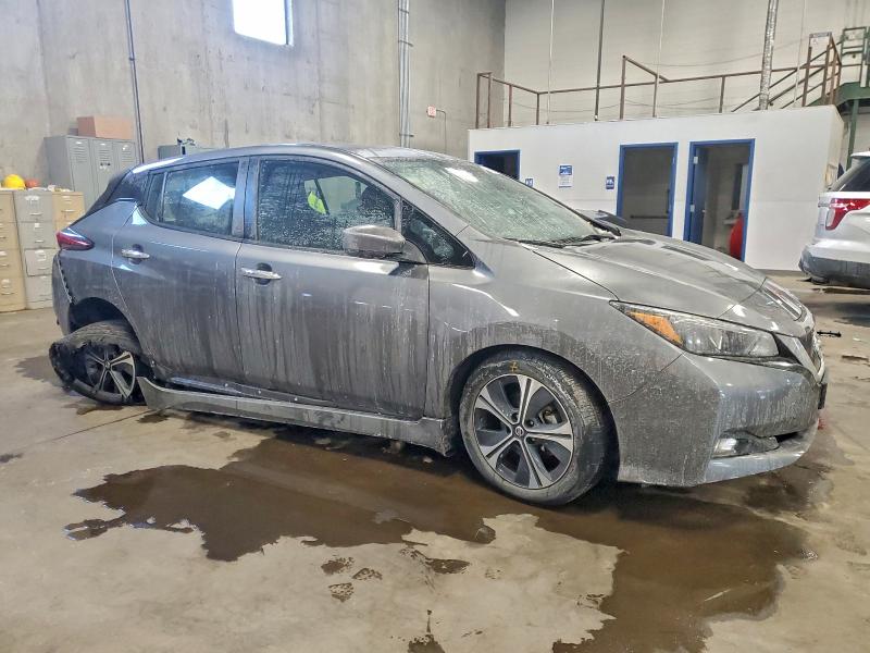 Фото 4 - NISSAN LEAF