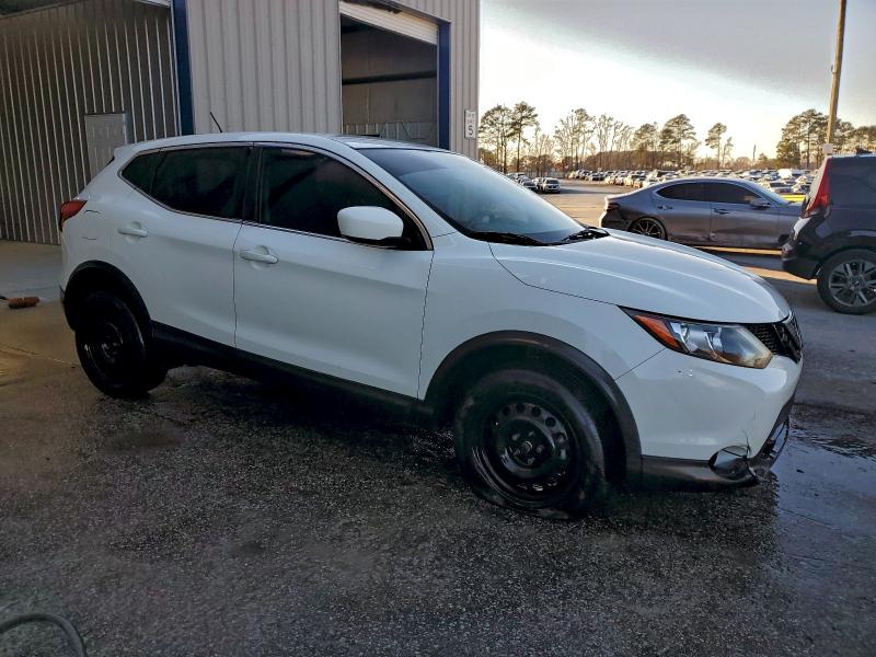 Фото 4 - NISSAN ROGUE