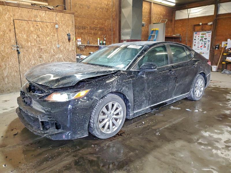 Фото 1 - TOYOTA CAMRY