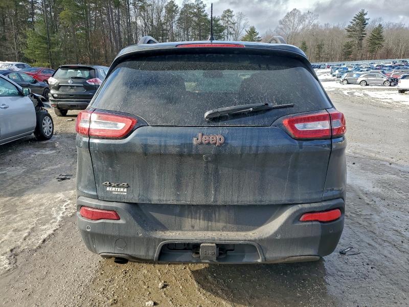 Фото 6 - JEEP GRAND CHER