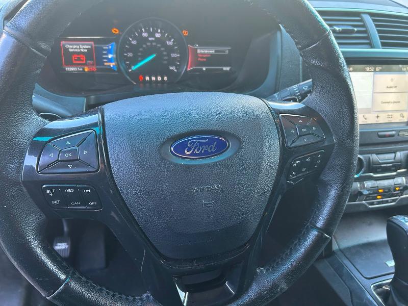 Фото 12 - FORD EXPLORER