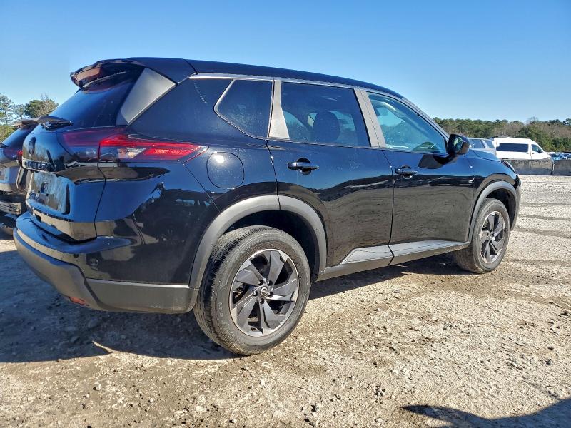 Фото 3 - NISSAN ROGUE