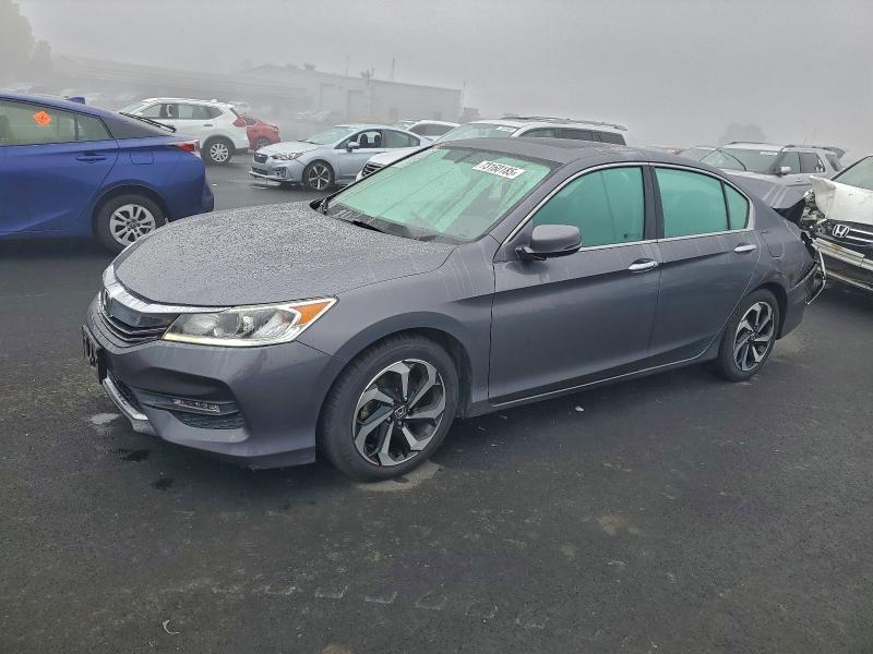 Фото 1 - HONDA ACCORD