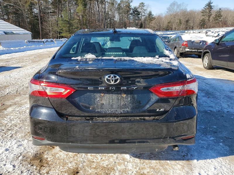 Фото 6 - TOYOTA CAMRY