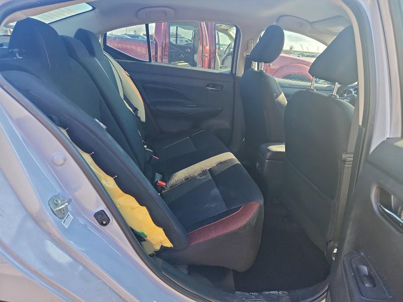 Фото 10 - NISSAN VERSA