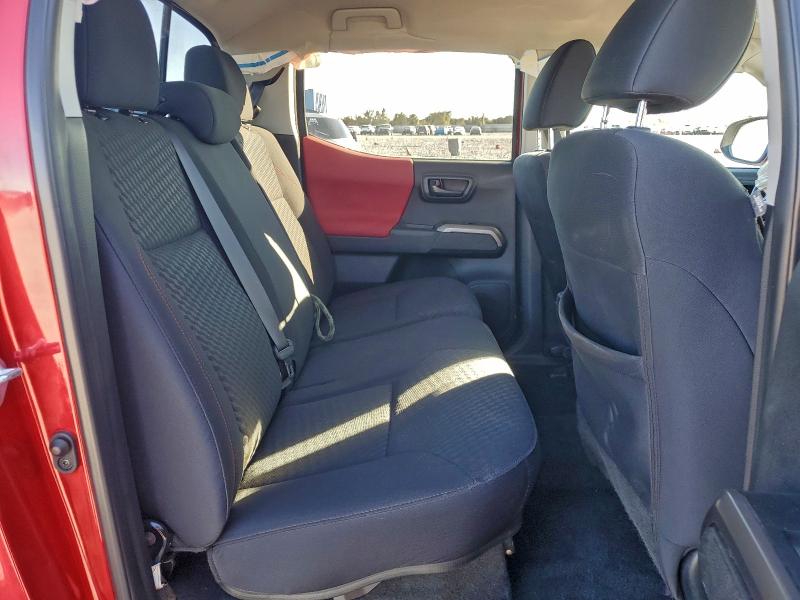 Фото 10 - TOYOTA TACOMA