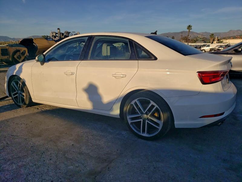 Фото 2 - AUDI A3