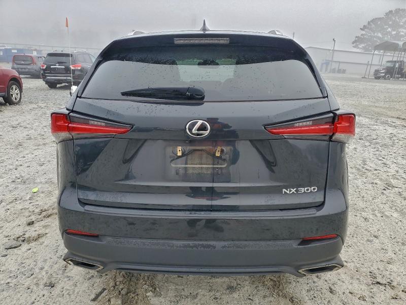 Фото 6 - LEXUS NX