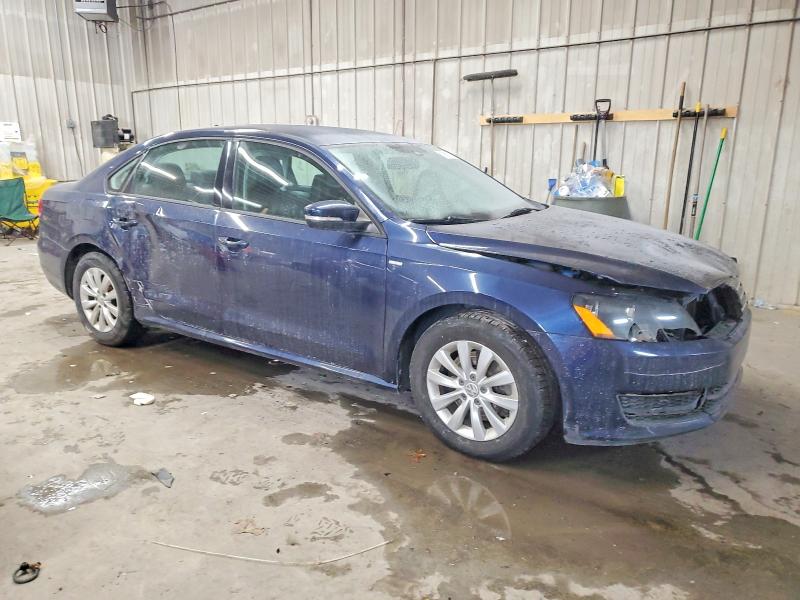 VOLKSWAGEN PASSAT 2015 VIN 1VWAT7A32FC016833