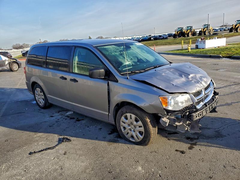 Фото 4 - DODGE CARAVAN