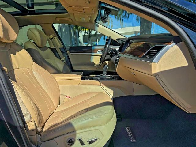 Фото 5 - HYUNDAI GENESIS