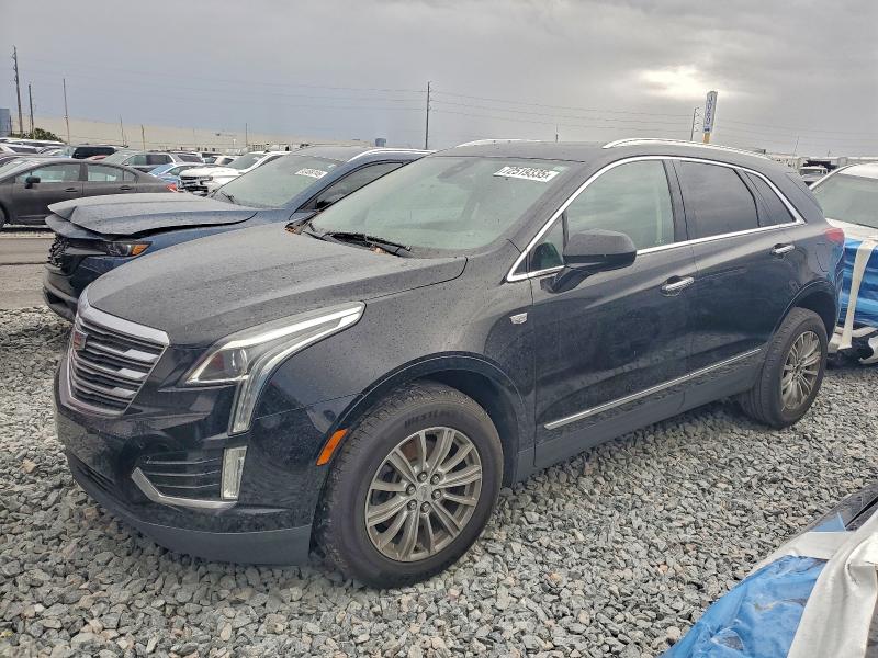Фото 1 - CADILLAC XT5
