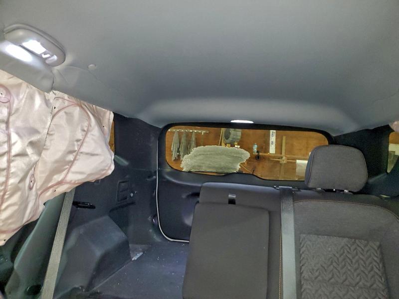 Фото 10 - CHEVROLET EQUINOX