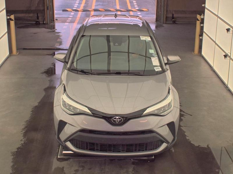 Фото 11 - TOYOTA C-HR