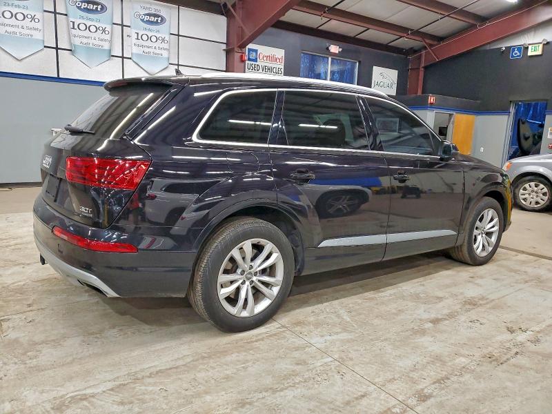 Фото 3 - AUDI Q7