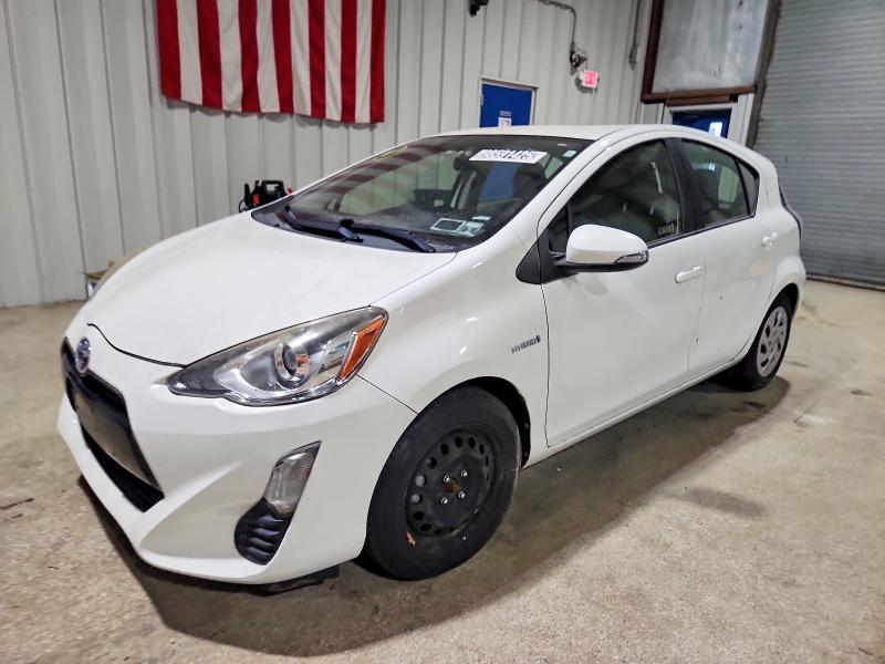 Фото 1 - TOYOTA PRIUS