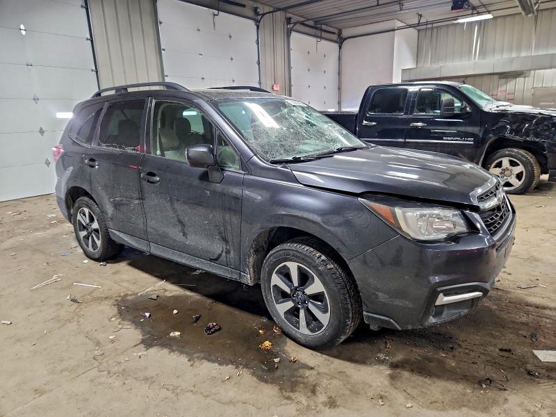 Фото 4 - SUBARU FORESTER