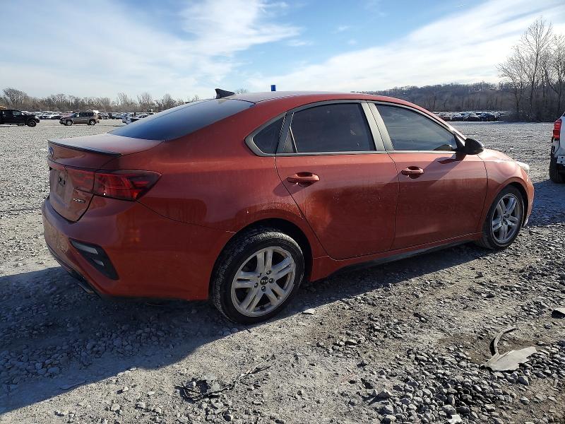 Фото 3 - KIA FORTE