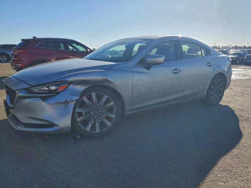 Фото 1 - MAZDA 6