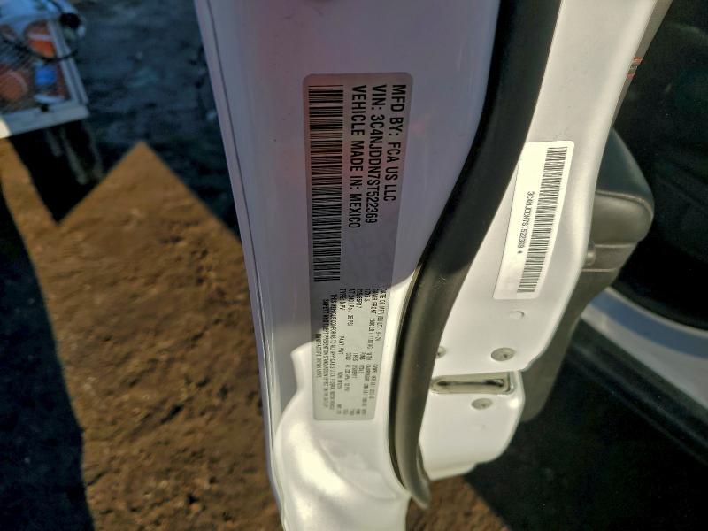 Фото 13 - JEEP COMPASS