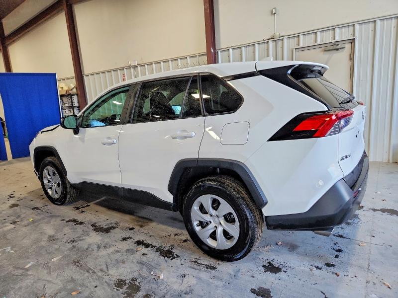 Фото 2 - TOYOTA RAV4