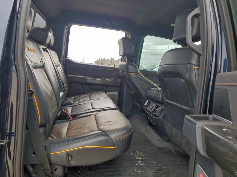 Фото 10 - FORD F-150