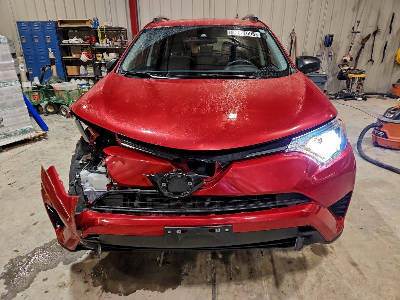 Фото 5 - TOYOTA RAV4