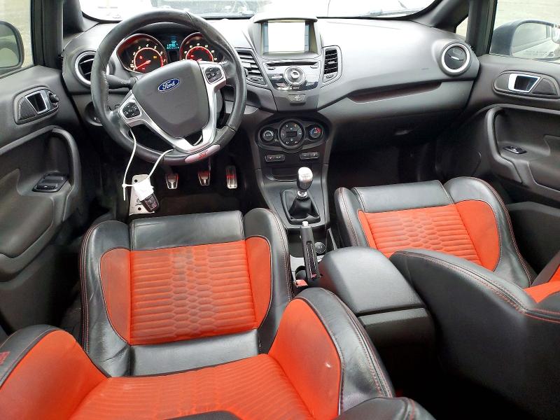 Фото 8 - FORD FIESTA