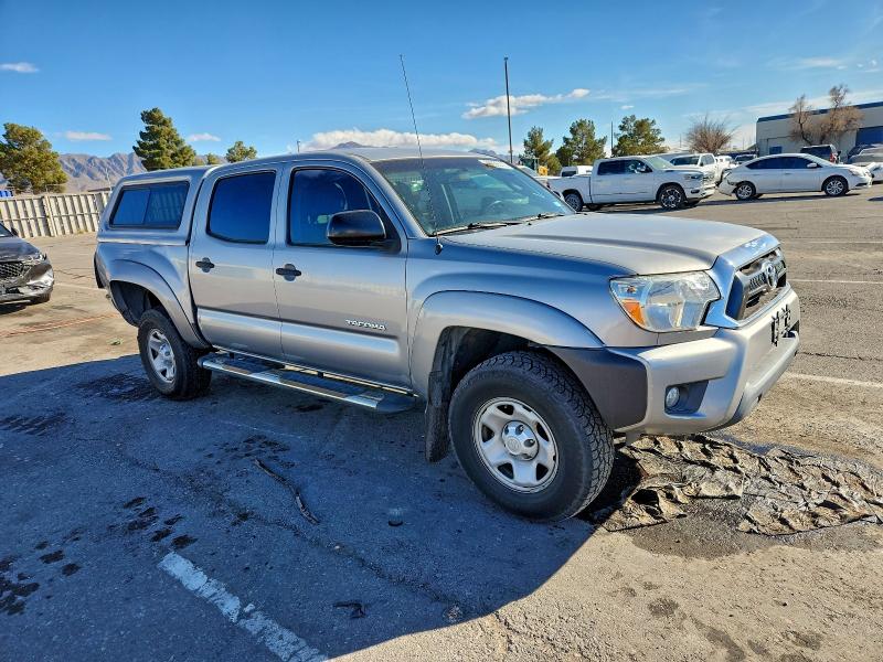 Фото 4 - TOYOTA TACOMA