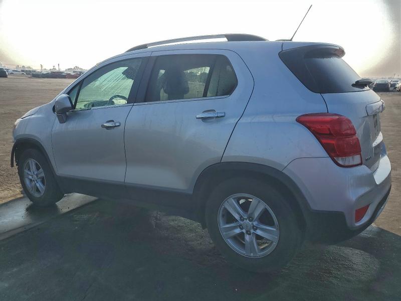 Фото 2 - CHEVROLET TRAX