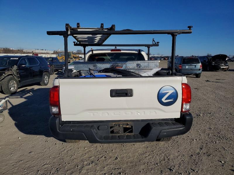 Фото 6 - TOYOTA TACOMA