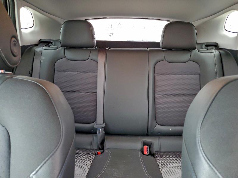 Фото 10 - CHEVROLET TRAX