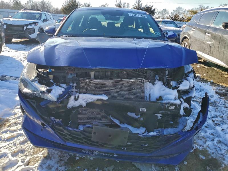 Фото 5 - HYUNDAI ELANTRA