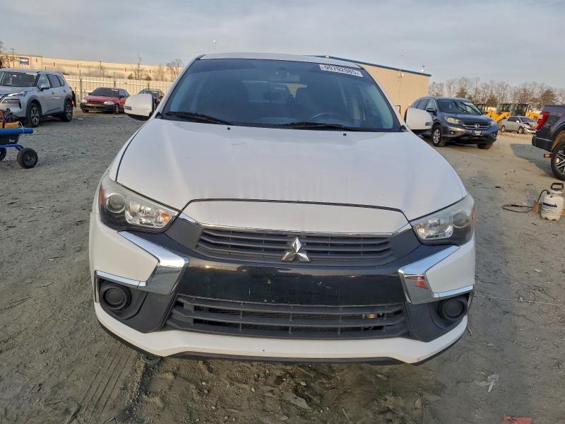 Фото 5 - MITSUBISHI OUTLANDER