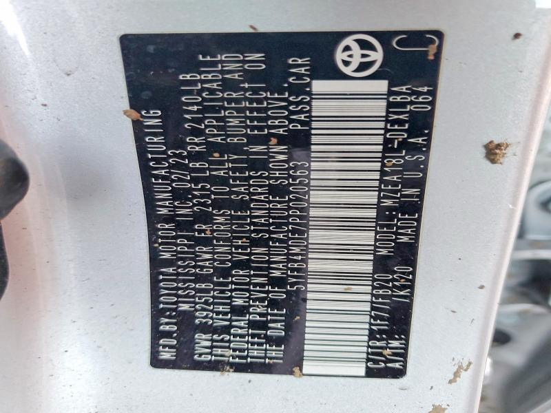 Фото 13 - TOYOTA COROLLA