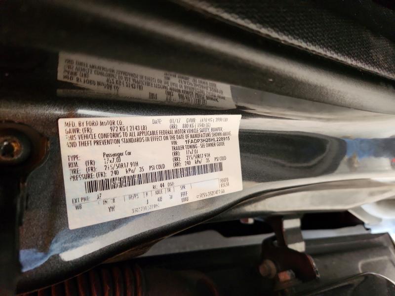 Фото 12 - FORD FOCUS