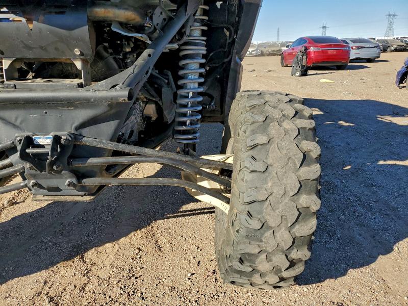 CAN-AM MAVERICK X 2020