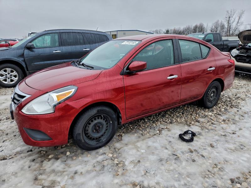 Фото 1 - NISSAN VERSA