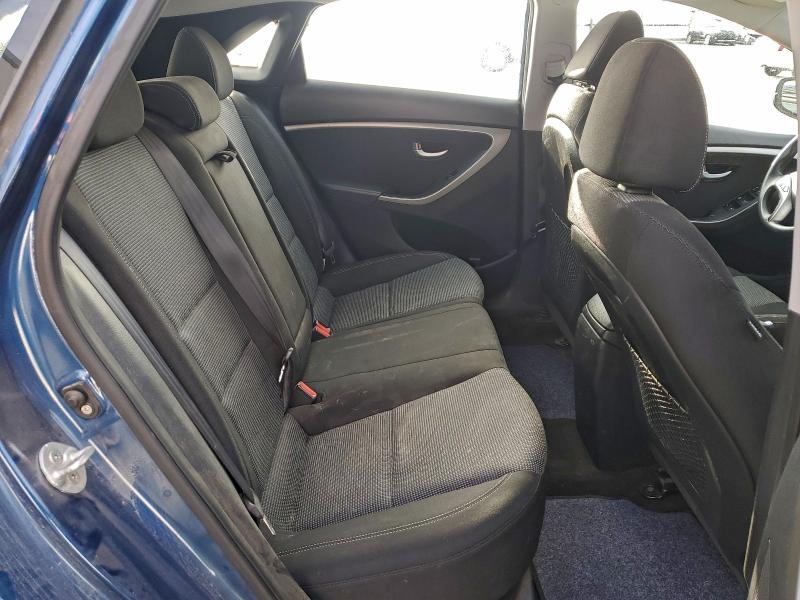 Фото 10 - HYUNDAI ELANTRA