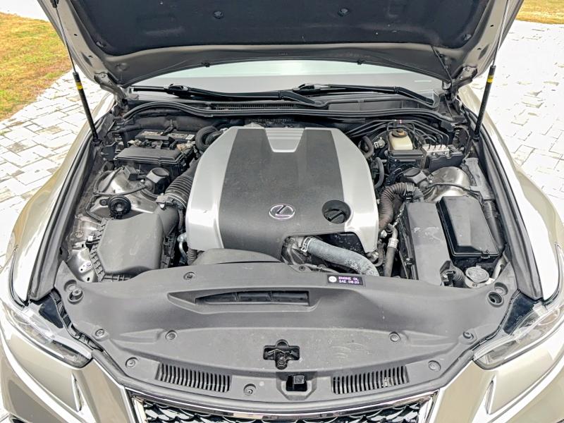 Фото 7 - LEXUS IS