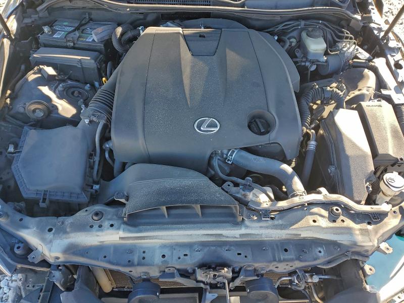 Фото 11 - LEXUS IS