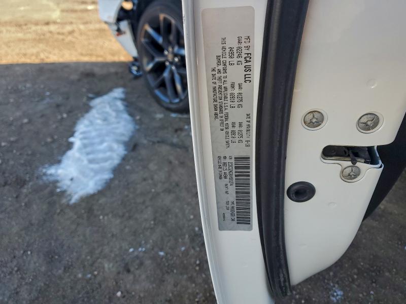 Фото 12 - DODGE CHALLENGER