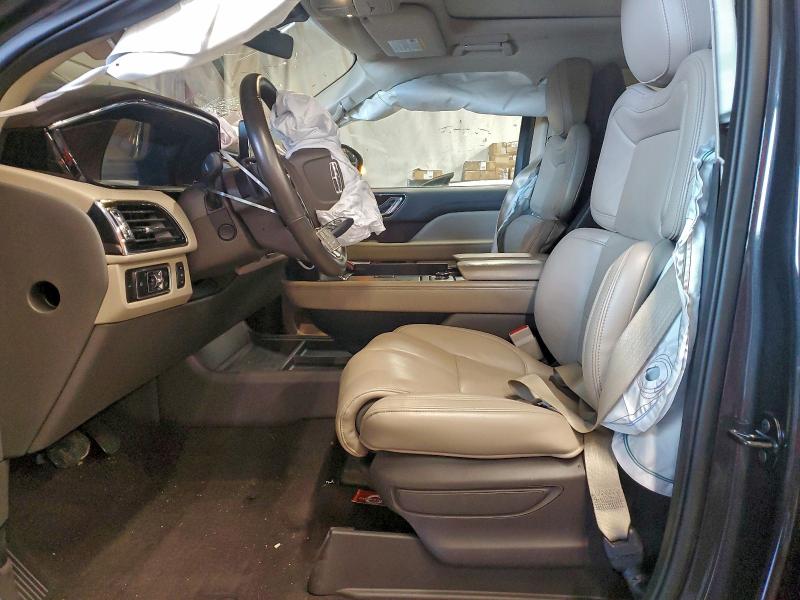 Фото 7 - LINCOLN NAVIGATOR