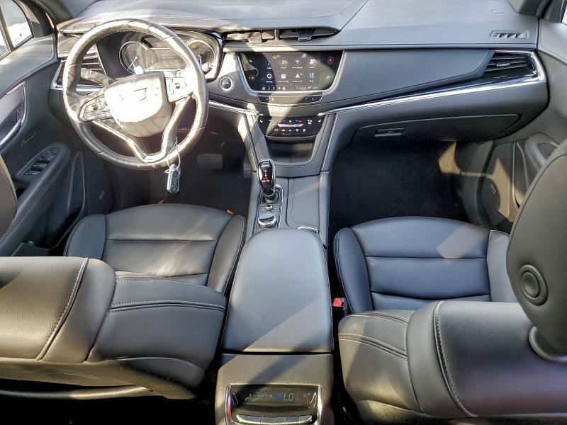 Фото 8 - CADILLAC XT6