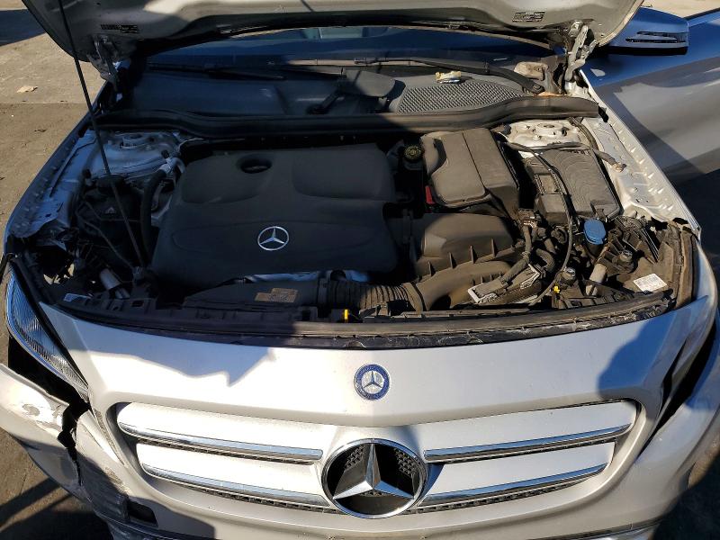 Фото 11 - MERCEDES-BENZ GLA-CLASS