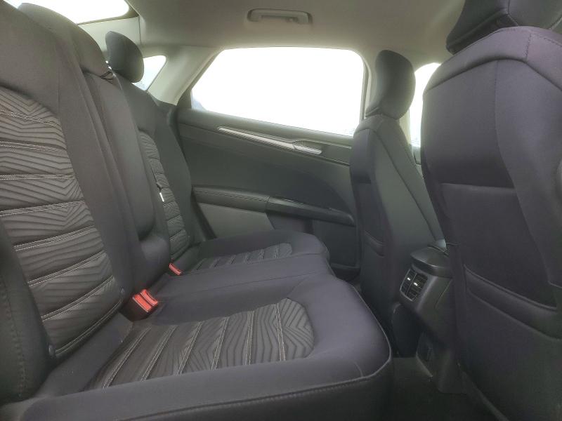 Фото 10 - FORD FUSION